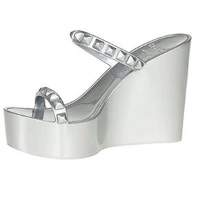 NWOB Carmen Sol Tonino Wedge - Metallic Jelly-Silver
